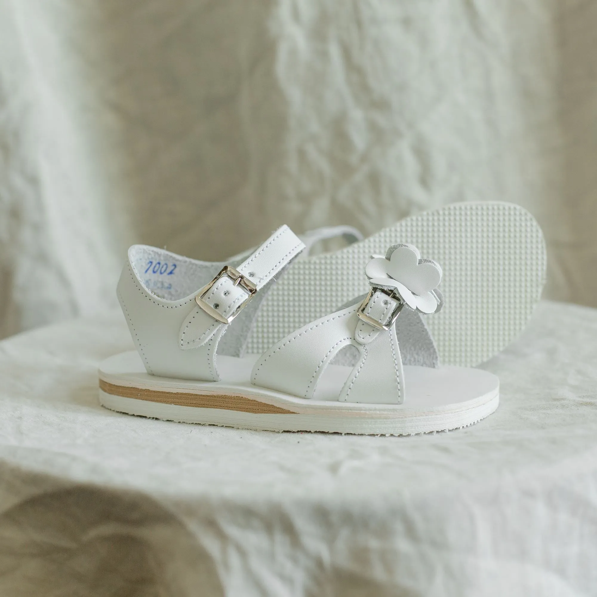Amelia Sandal | White