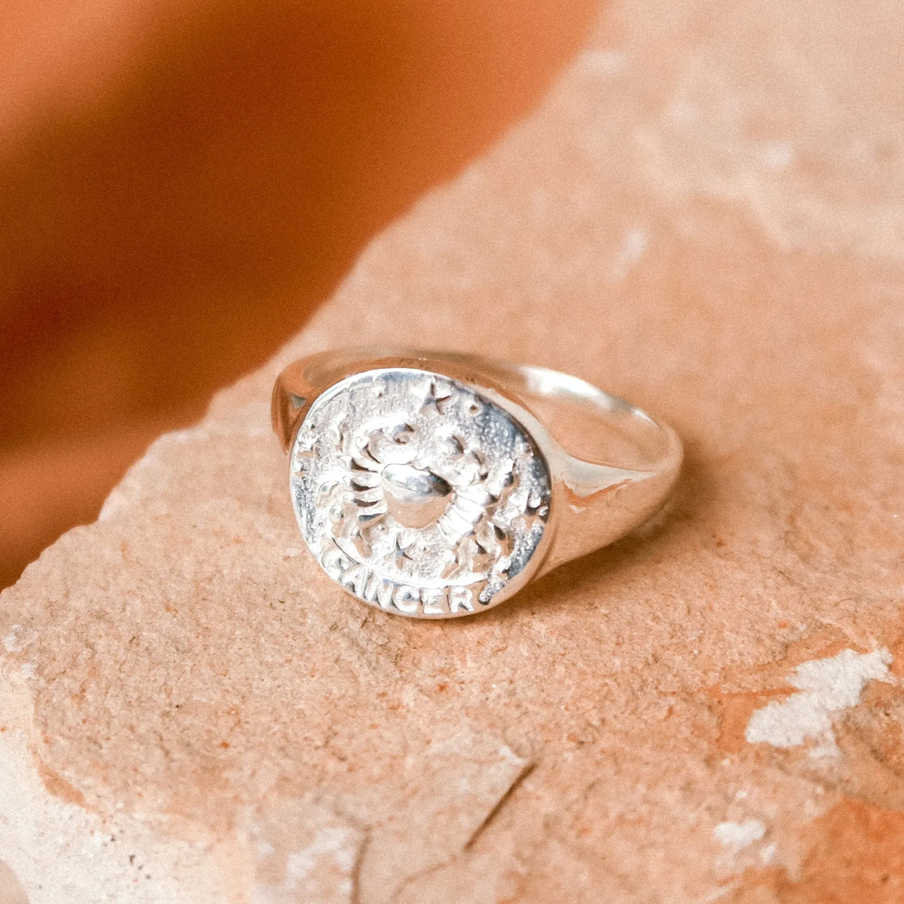 Cancer Stargazer Zodiac Ring